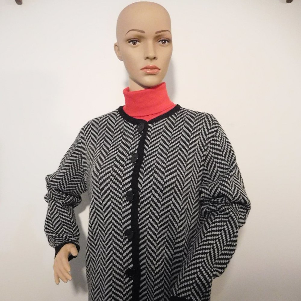 Classic Elements Black & White Button-up Sweater, Small